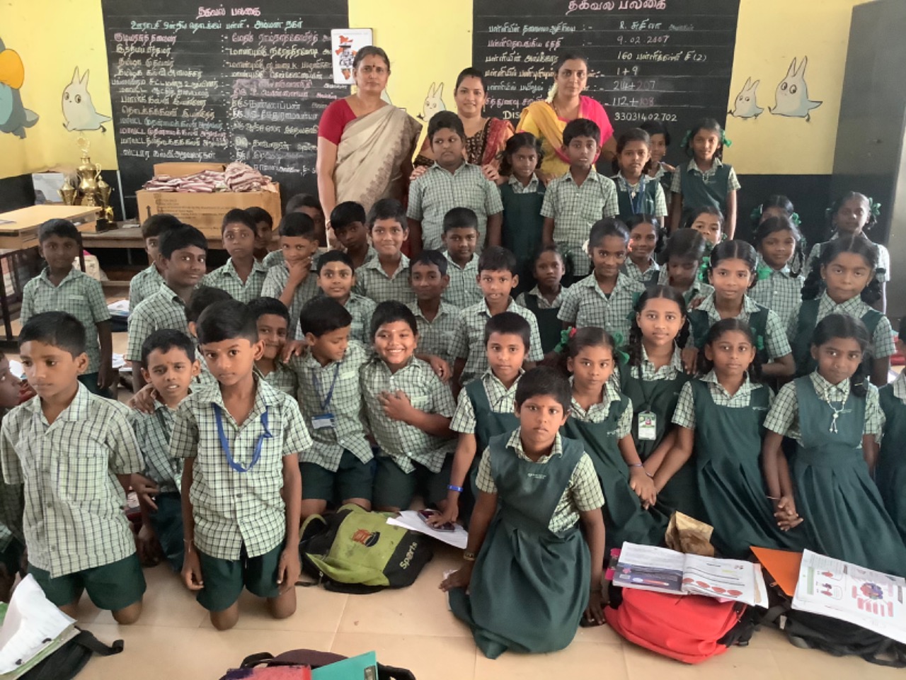 sweets-stationery-items-distributed-to-panchayat-union-primary-school