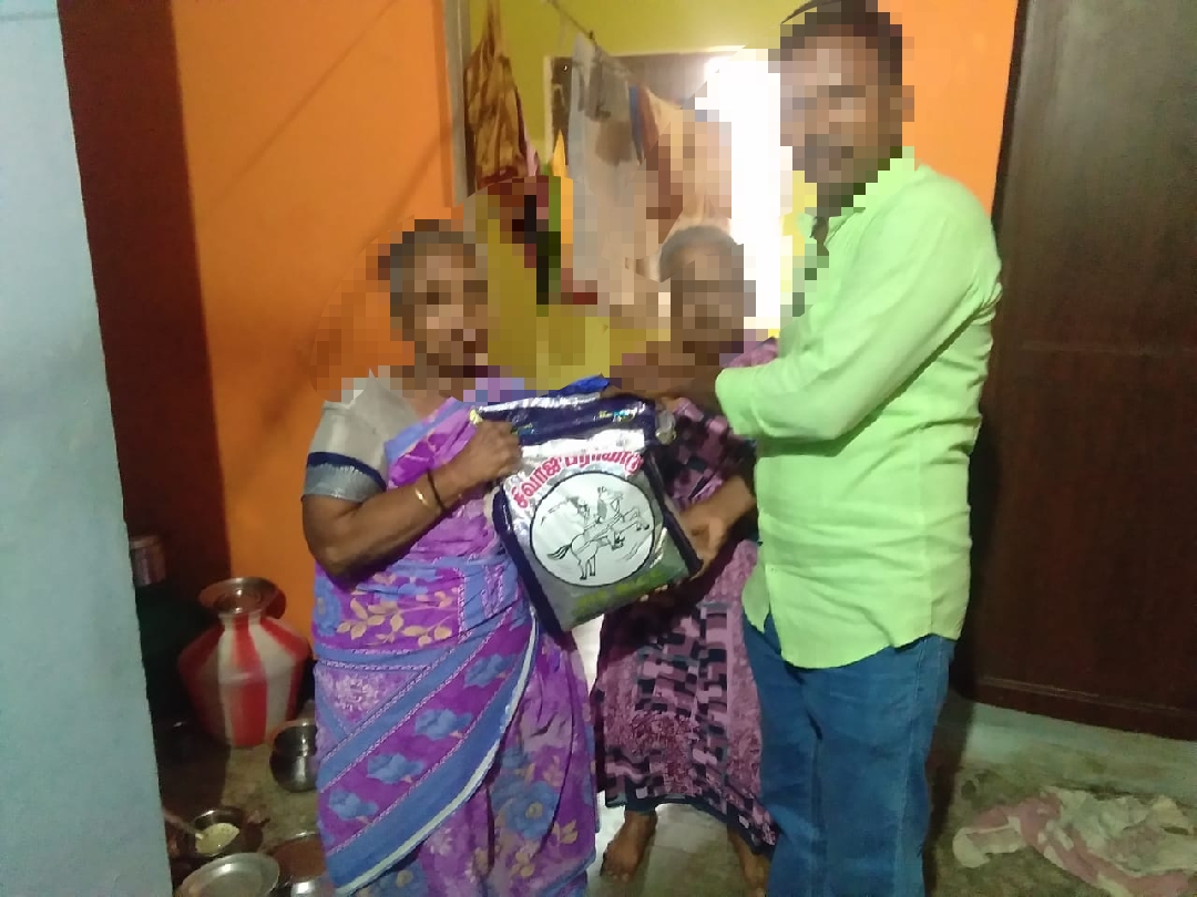 Grocery Kit distribution for Cancer patients Sri Poornamahameru Trust